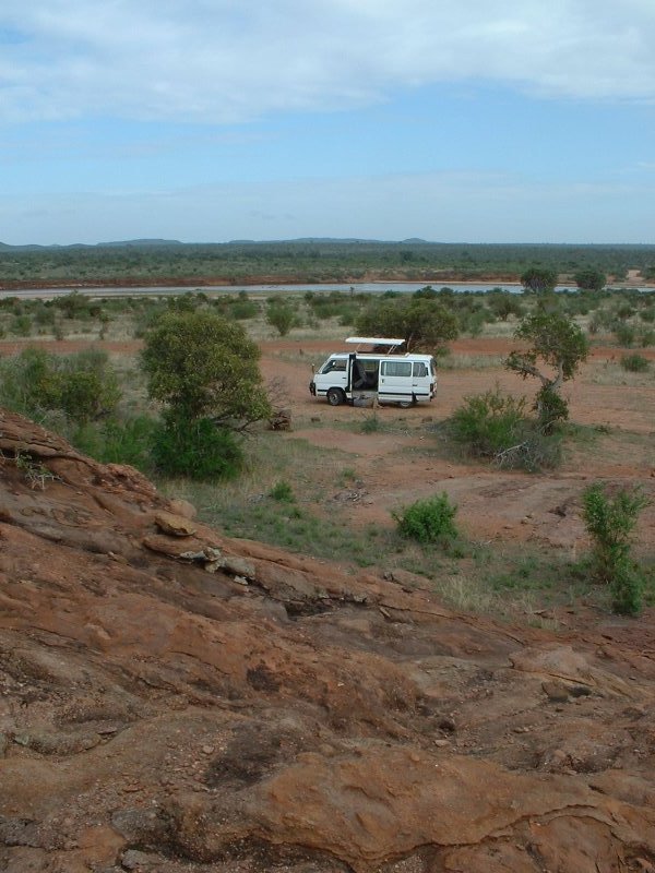 gal/Honeymoon/Tsavo East/DSCF0028.JPG